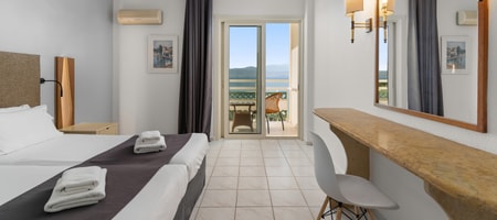 Superior Twin or Double Sea View