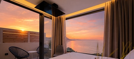 Premium Studio Sea View with Private Hot Tub