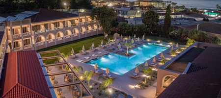Superior Double Pool and Sea View