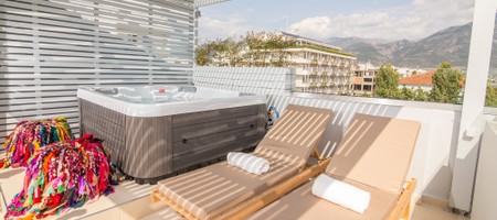 Executive Suite with Private Jacuzzi