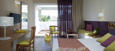 Double/Twin Room Garden View [21 - 24 m²]