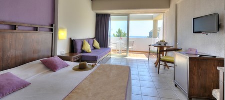 Family Room Sea View [26 - 28 m²]
