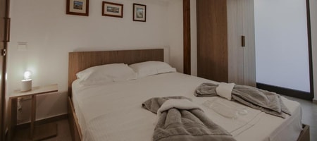 7 - Cronus Apartment
