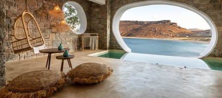 Deluxe Suite with Private Heated Pool & Bay View