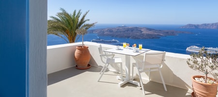 Pantelia Suite with Hot Tub and Caldera View