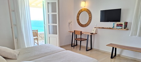 Twin or Double Suite with Balcony and Sea View