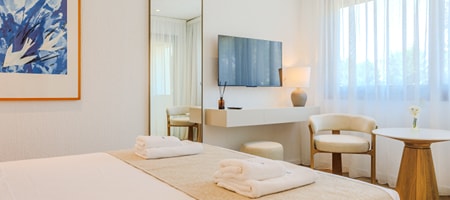 Superior Twin Hotel Room