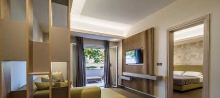 Luxury Family Suite  Garden View