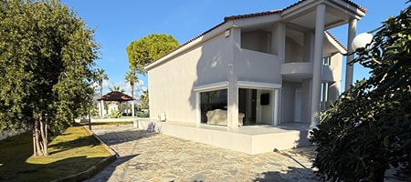 VILLA 4-10