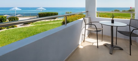 Premium Deluxe Front Sea View