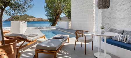 Aegean Beach Front Suite- Suite- 1 King- Sofa bed- Sea view- Beach front access- Private pool