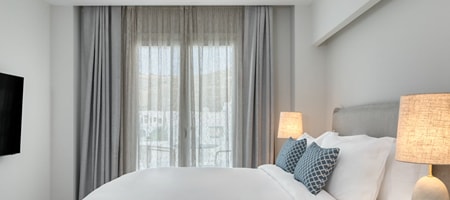 Deluxe Room- Guest room- 1 King- Resort view- Balcony