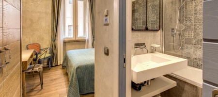 Deluxe Standard Quadruple Room