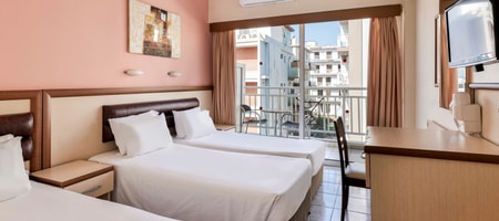 Triple Room