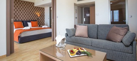 Panoramic Suite with Sea view & Outdoor Jet-bath