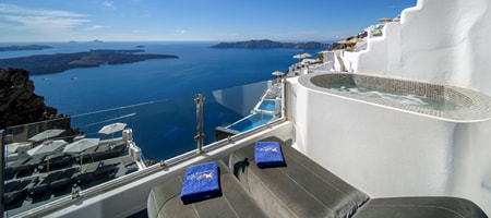 Honeymoon Suite with Hot Tub
