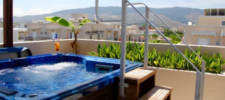 Penthouse Studio with Outdoor Whirlpool