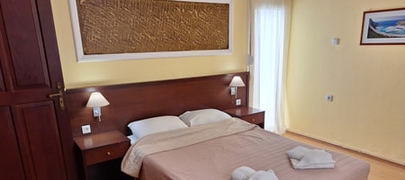 Two Bedroom Apartment with Pool View