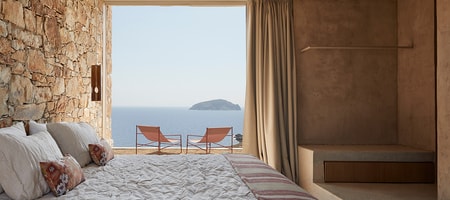 Single Retreat Accommodation  (in P Suite or E Suite)