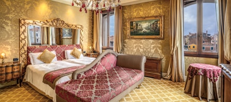 Double/Twin Deluxe Room Canal View