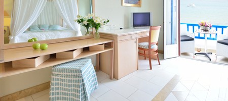Cozy Honeymoon Suite Sea View