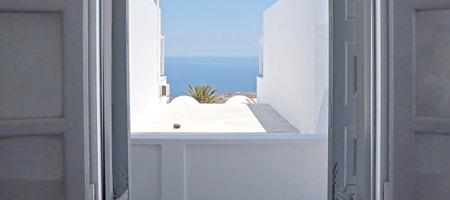 Standard Suite with Partial Sea View