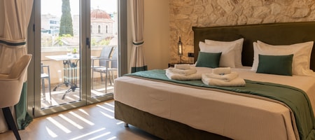Deluxe Family Suite City View with Balcony