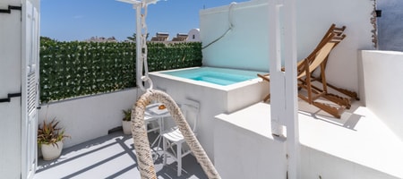 Loukas and Emma Eco Houses | Studio with Hot Tub