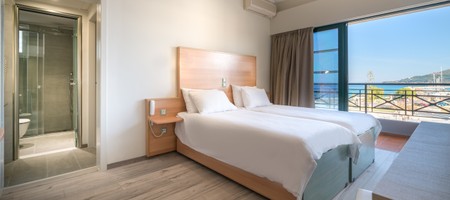 Family Sea  View Room 