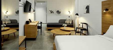 Superior Triple Room White Tower View