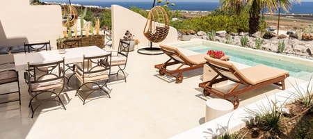 Luxury Villa 3 Bedrooms with Outdoor Jetted Pool and Sea & Sunset View