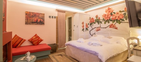 Sweet Offer! Design Room