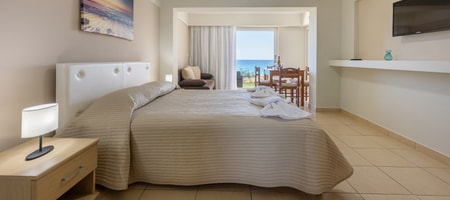 Sea View Studio 2 adults+2 children