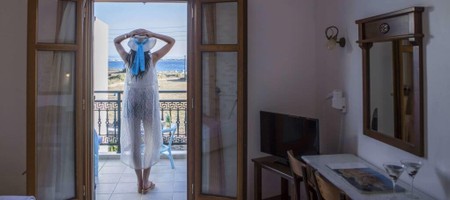 Double or Twin Sea View Upper Floor