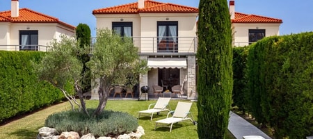 Three Bedrooms Villa with Garden View