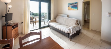 Apartment with Sea View - First Floor