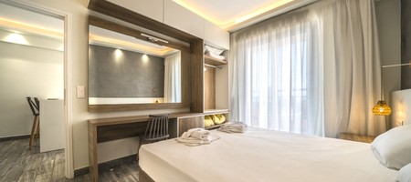 Superior One-Bedroom Apartment with Sea View