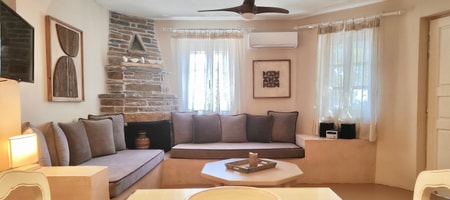 Deluxe 1-Bedroom Beachfront Villa