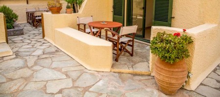 One Bedroom Apartment with Garden View (2 pax)
