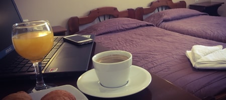 Standard Twin Room With Two Single Beds Partial Sea View