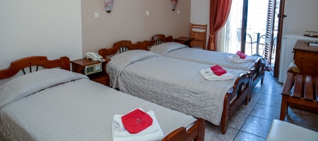 Standard Triple Room with Sea View (3 single beds)