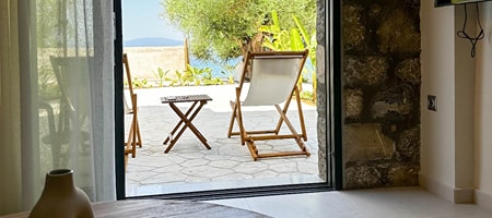 Cozy Maisonette with Private Patio