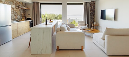 Upper Suite with balcony