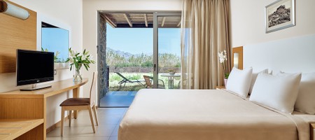 Family Room Garden View