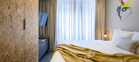 Suite with Sofa Bed