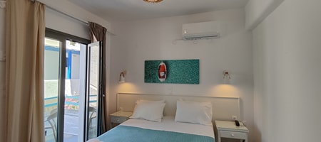 Queen Studio with Double Bed