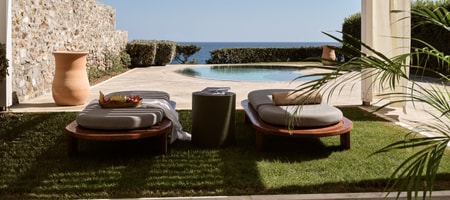 Royal Luxury Suite Sea Front with Private Pool