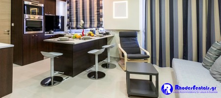 Rhodes Central Suite