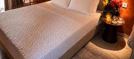 Honeymoon Suite