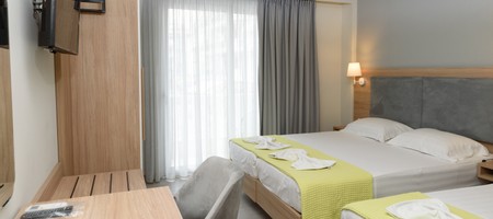Premium Triple Room